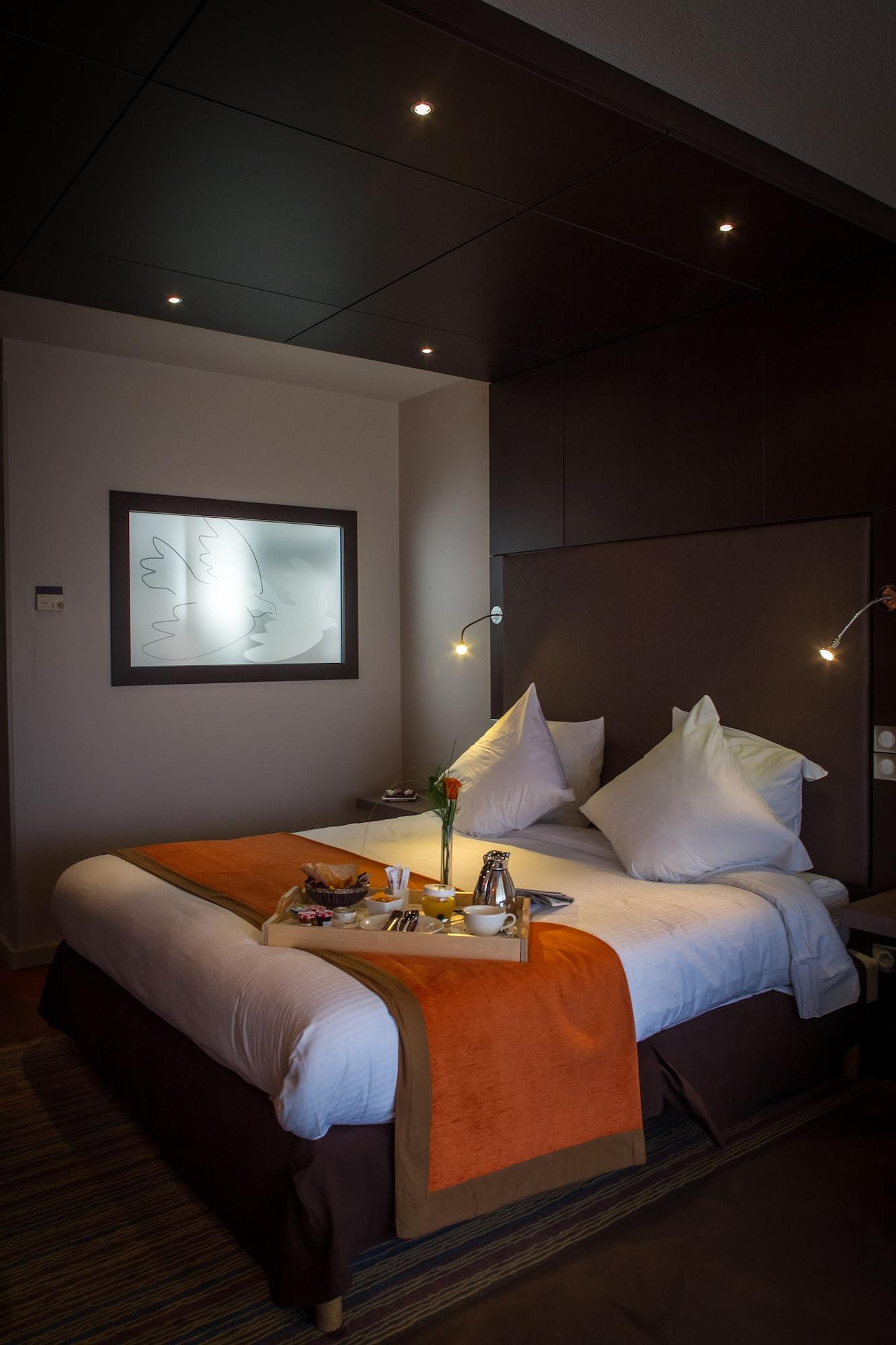 Hotel & Spa Vatel نيم المظهر الخارجي الصورة